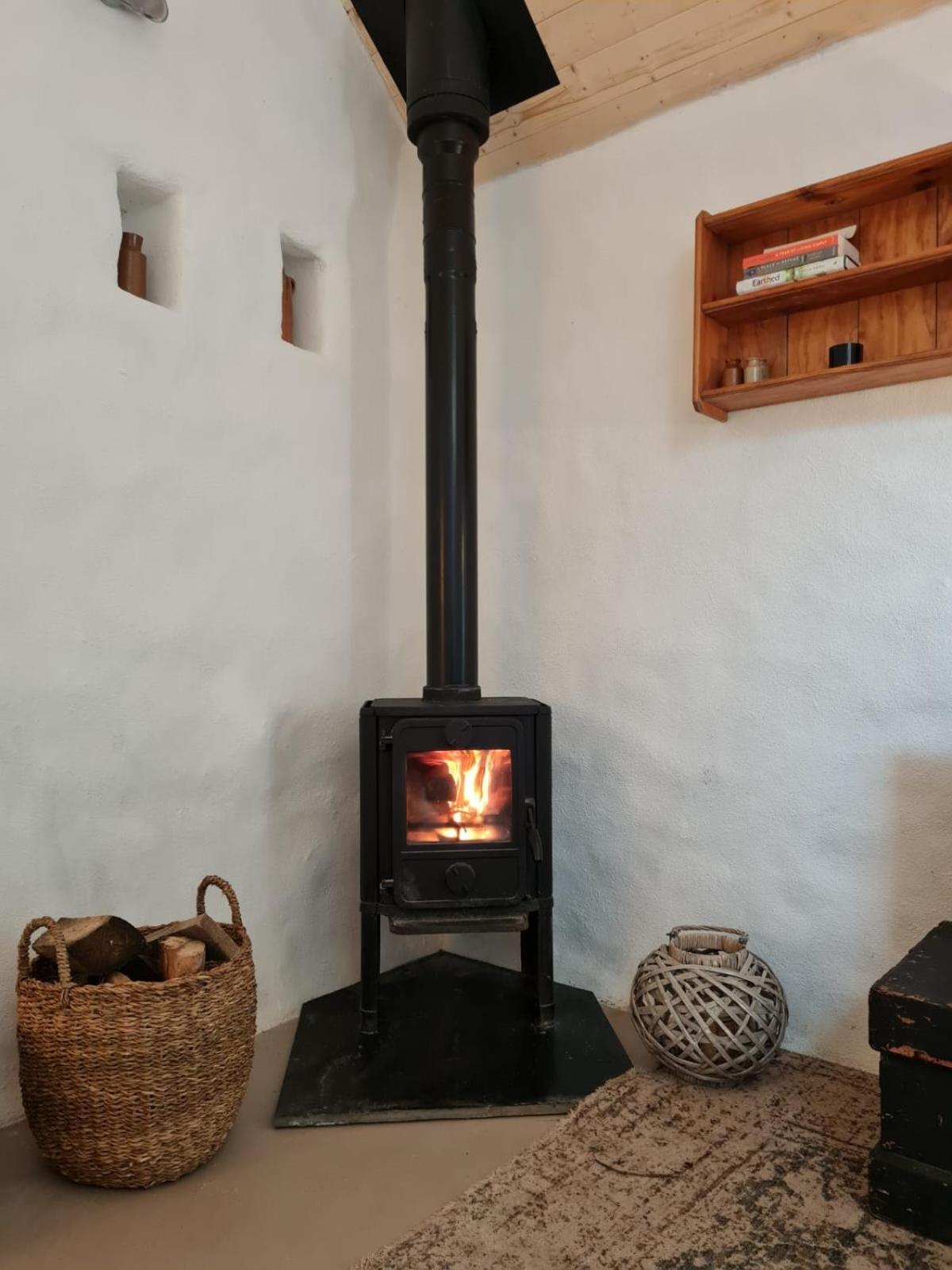 Cosy Couples Retreat At The Coop With Hot Tub Βίλα Kilkeel Εξωτερικό φωτογραφία